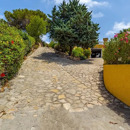 Empedrola Inftour Villa *